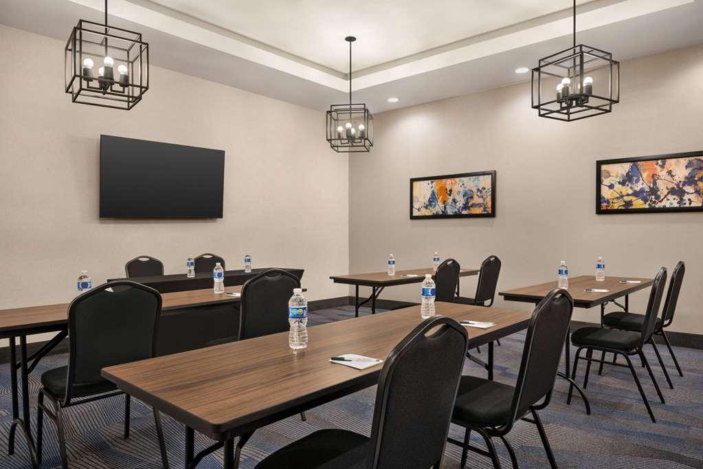 Hawthorn Suites By Wyndham Дель-Ріо Зручності фото